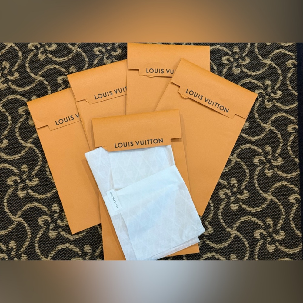 LV Large Gift envelopes